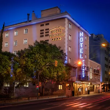 Hotel Pirineos Figueres By Pierre & 4*