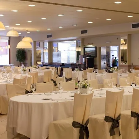 Pirineos Figueres By Pierre & Hotel