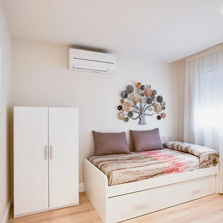 Pirineos By Pierre & 4* Figueras