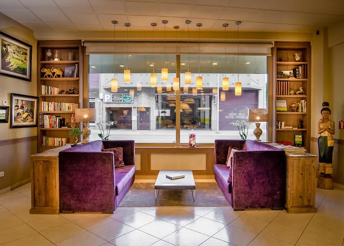 Pirineos By Pierre & Hotel