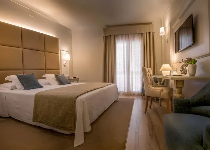 Hotel Pirineos By Pierre & Figueras