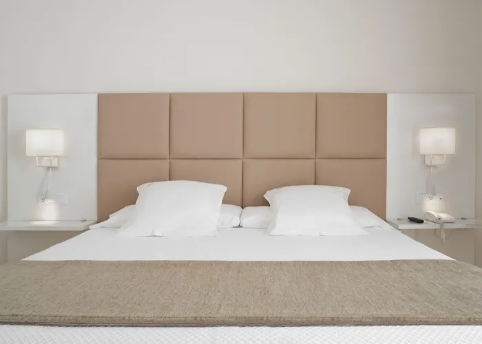 Pirineos By Pierre & 4* Figueras