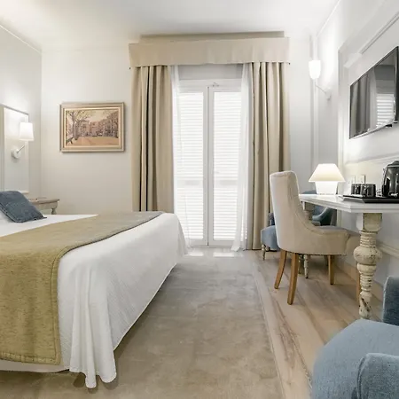 Pirineos Figueres By Pierre & 4*