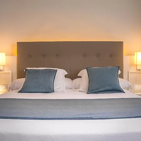 Hotel Pirineos Figueres By Pierre &